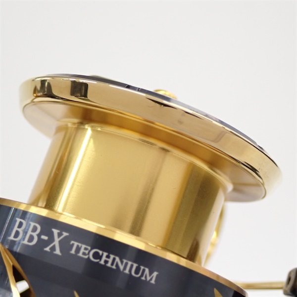 ２２ＢＢ－ＸテクニウムＣ３０００ＤＸＧ